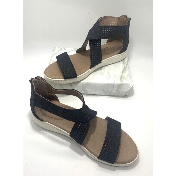 Adam Tucker Me Too Womens Rally Black Strappy Sandals 7 Medium - Picture 2 of 9